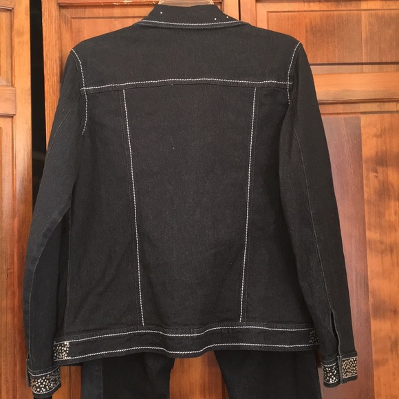 DG2 byDiane Gilman Jean pants suit with rhinestone, size XS - Picture 3 of 7